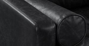 Onyx Black/Sloped Armrest
